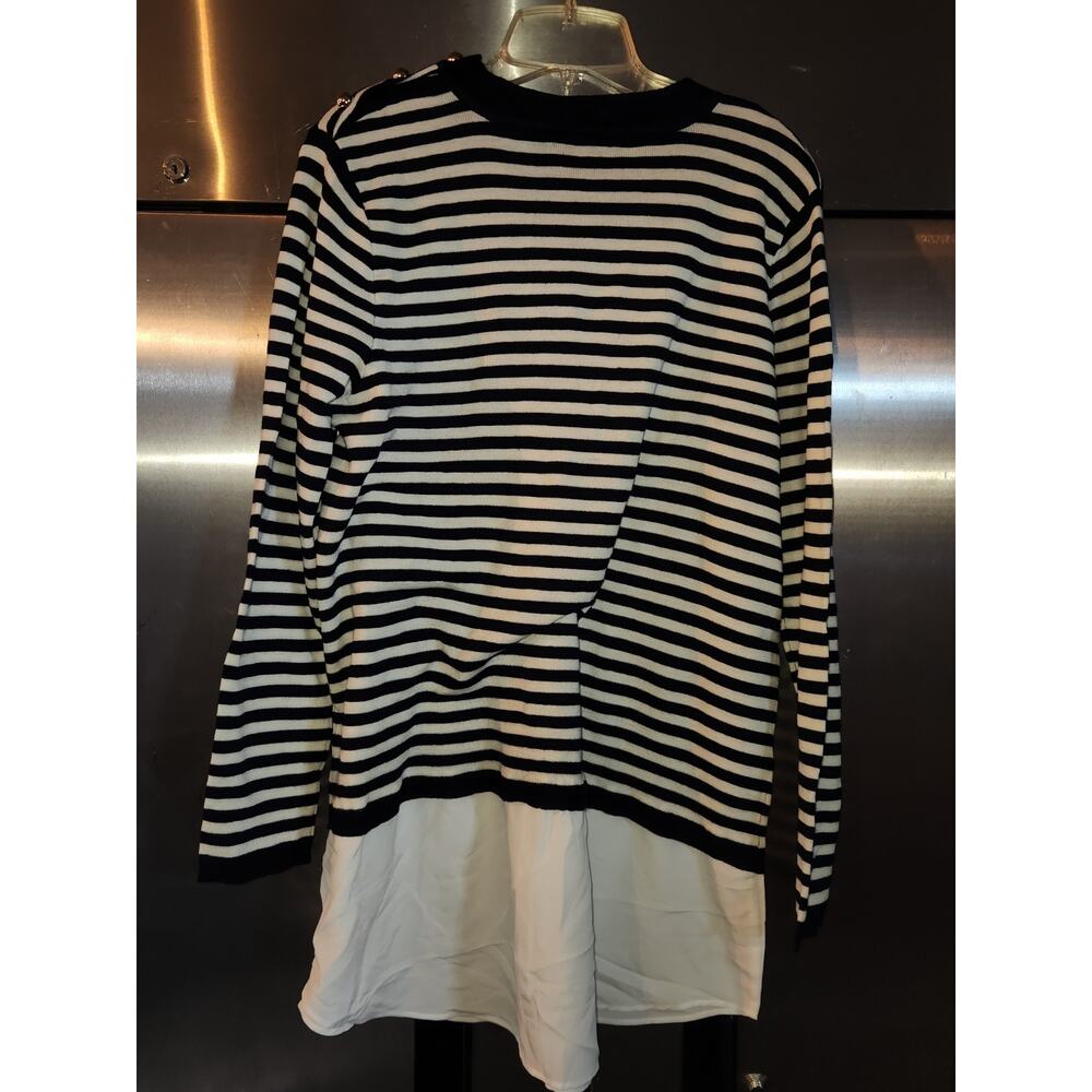 Lauren by Ralph Lauren Striped Long Sleeve with Button Detailing MSRP 165 NWT - Picture 3 of 5